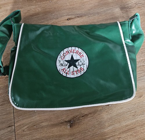 Converse all stars - converse, shoulder