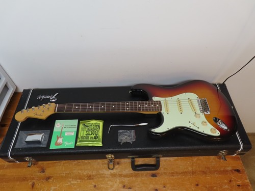 Vintage 1997 left handed - vintage,