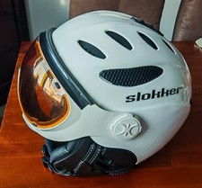 Skihelm mit Visier Slokker