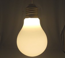 Riesige Osram Bulb