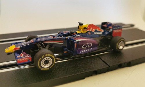 Infiniti red bull - bull, vettel