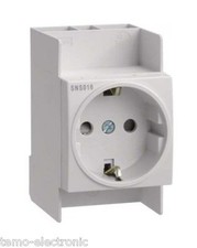 HAGER Schuko-Steckdose SNS016 - 16A für Hutschiene
