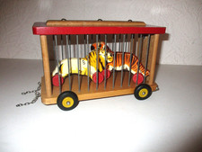 altes DDR Holz Spielzeug  -