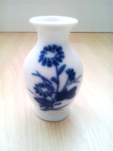 Blau weiß gemusterte kleine - weiß,