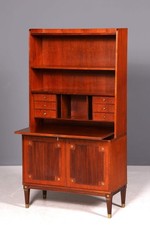 Wunderschönes Regal im