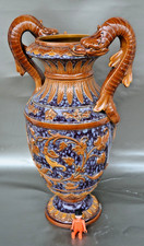 Umwerfende Prunkvase, Anfang