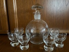 Schnaps Set – Karaffe mit Stöpsel und 6 Gläser geschliffen