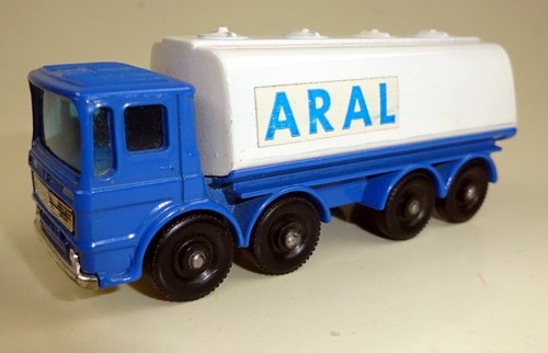 Matchbox 32c leyland tanker - matchbox,
