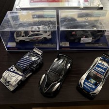 Carrera Digital 132 Autos, 5 stück mit Zubehör und Koffer 