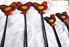 5 Gartenstecker aus Holz Hühner Bemalt  Garten Deko Neu 50und 76 cm lang