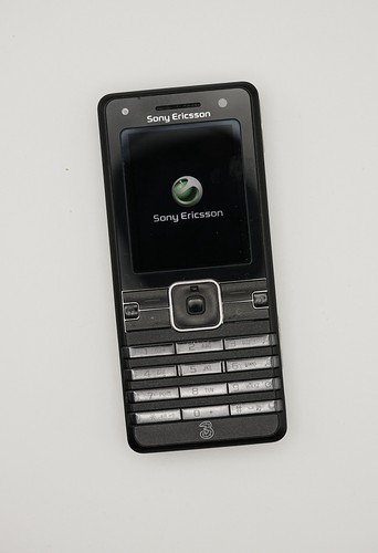 Sony ericsson k770i - sony,