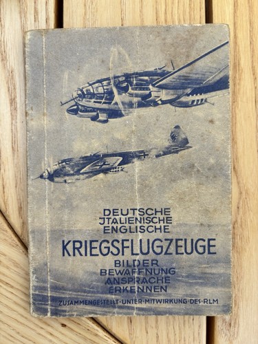 Kriegsflugzeuge