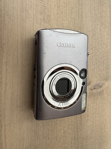 Canon ixy digital - 900, is