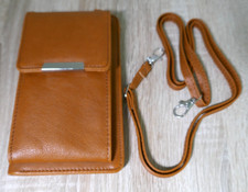 ❤️BRAUNE KUNSTLEDER SCHULTERTASCHE HANDYTASCHE AUFKLAPPBAR 10X18X4CM 6KARTEN+FOT