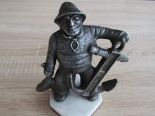 Bronze Seemann Fischer Anker Fisch Figur ZERO O.W.G. Signiert TOP! ca. 13 cm