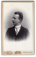 Fotografie Jos. Fietz, Freiwaldau, Rudolfsgasse, Porträt eines jungen Mannes 