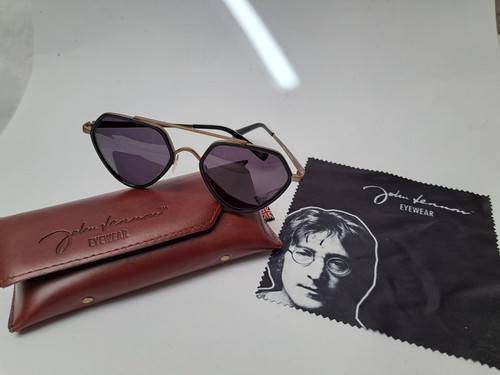 Vintage dream john lennon - vintage,