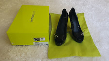 Versace jeanscharmin pumps - versace,