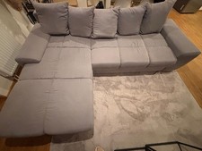 Graues Ecksofa