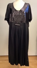 Kleid - Schwarz m. Pailetten -