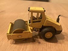 Bomag Walze BW 213 D-3 Sammlermodell 1:50