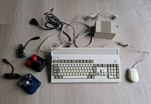 Original commodore amiga - original,