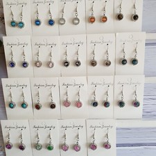 Ohrringe Handarbeit, Unikat, Perlen im Metallperlenrahmen mit Strasssteinen