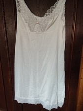 Tolles Vintage  Nylon Unterkleid Weiß Triumph Style Classique Gr. 46