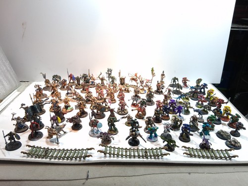 105 konvolut warhammer - 105, 40k