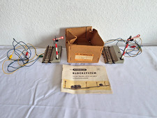 2x Märklin H0 445 A Hauptsignale ( eines mit Verpackung und Anleitung)