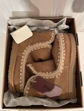 Mou Boots Lammfell Schnee