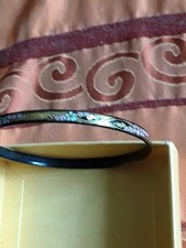 Frey Wille,Michaela FREY, Armreif,schmal,Emaille,schwarz/gold Durchmesser 7cm