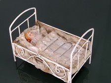 Porzellanpüppchen Puppenstube