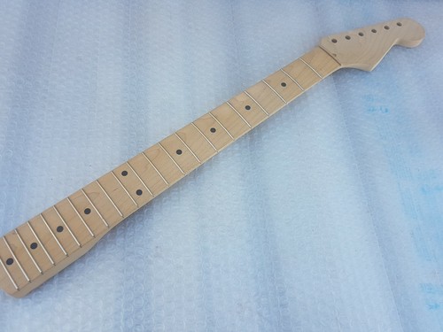 Fender stratocaster maple - 90's,