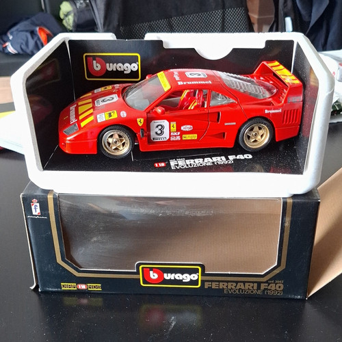Bburago ferrari f40 - f40, evoluzione