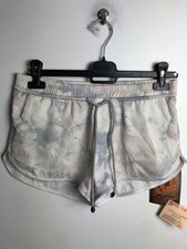 KHUJO Damen Shorts Kurzehose