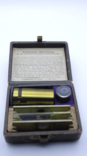 Antikes achromatisches - antikes,