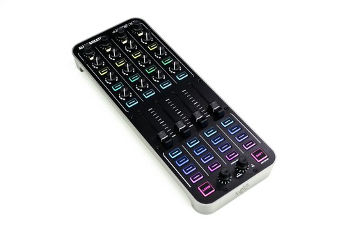 Allen heath xone - heath, dj