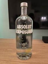 Absolut Vodka Exposure Collection,  40% vol. 1000ml Edition. Voll & Verschlossen