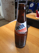 Fanta, alte Glasflasche 0,25 l, helles Etikett Orange