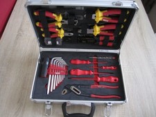 Red Tools Satz Zangen und Schraubendreher 1000V09 14-tlg. in OVP Alu-Koffer-TOP-