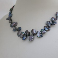 Kette Echte Perlen Keshi Peacock / Schwarz  45cm / 50cm / 55cm geknotet Magnetv.