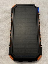 Original Hiluckey Solar Powerbank mit 26800 mAh Modell T11W mit 2 LED-Lampen