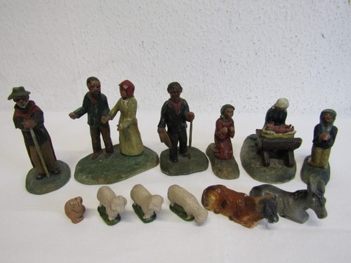 Alte geschnitzte figuren holz - alte,