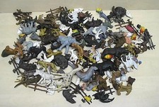 Weit über 100 tierfiguren - ,