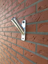 Fahnenstangen-Halterung -