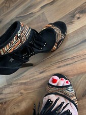 Ausgefallene Damen Pumps High  Heels Gr. 38 Fransen Samt Highheels Sexy