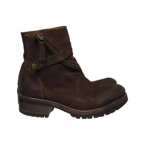 Lavorazione artigiana boots - lavorazione,