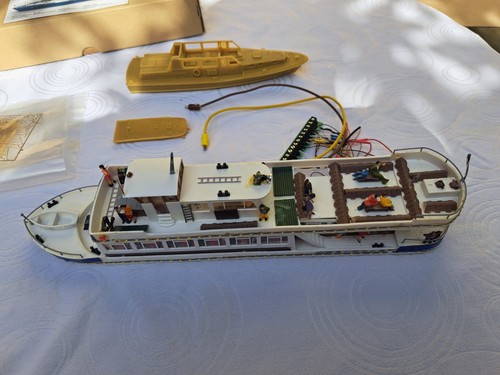 Modelleisenbahn polizei boot - polizei,
