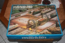 Schiebebühne Modell H0 7294 von Märklin, mit Schalter